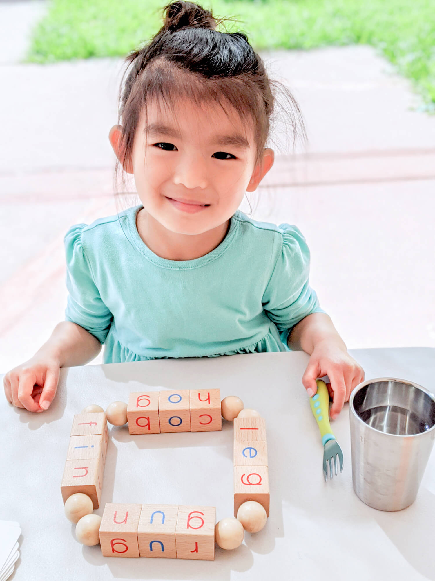 Travel toy, reading toy for preschoolers, kindergarten students