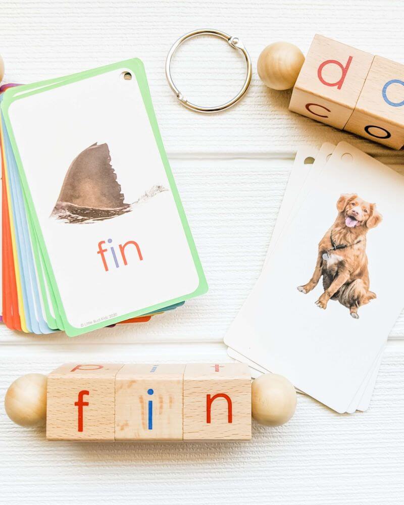Little Bud Kids Spin-and-Read Blocks with travel-friendly CVC flashcards