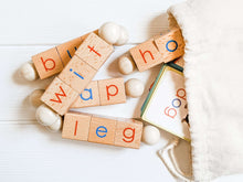 Load image into Gallery viewer, Spin-and-Read Phonetic Blocks BASIC Set - Little Bud Kids
